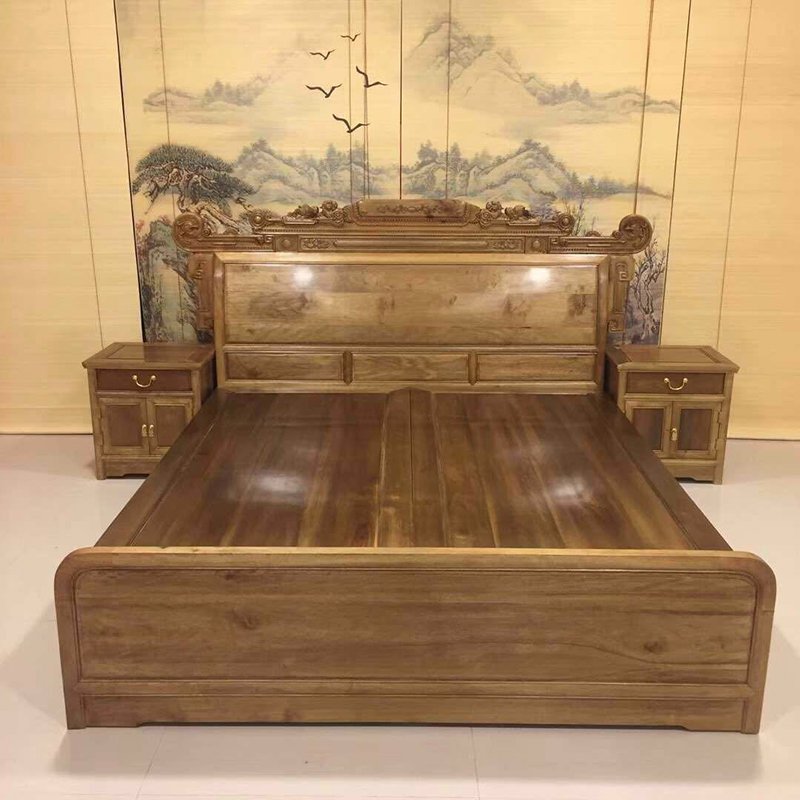 giường ngủ gỗ gụ sang trọng